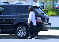 A Very Pregnant Drew Barrymore And Will Kopelman Leave The Doctors