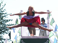 Dirndlflugtag in Salzburg