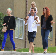 *EXCLUSIVE* Diane Kruger lunches with Joshua Jackson's sister and niece [NO Canada, Germany, Austria]