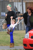 *EXCLUSIVE* Diane Kruger lunches with Joshua Jackson's sister and niece [NO Canada, Germany, Austria]