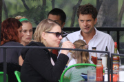 *EXCLUSIVE* Diane Kruger lunches with Joshua Jackson's sister and niece [NO Canada, Germany, Austria]
