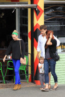 *EXCLUSIVE* Diane Kruger lunches with Joshua Jackson's sister and niece [NO Canada, Germany, Austria]