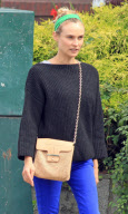 *EXCLUSIVE* Diane Kruger lunches with Joshua Jackson's sister and niece [NO Canada, Germany, Austria]