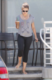 EXCLUSIVE Mila Kunis gets Starbucks with bad acne NO MAKEUP