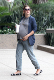 *EXCLUSIVE* Drew Barrymore exposes her Baby Bump in Beverly Hills