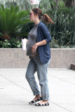 *EXCLUSIVE* Drew Barrymore exposes her Baby Bump in Beverly Hills
