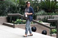 *EXCLUSIVE* Drew Barrymore exposes her Baby Bump in Beverly Hills