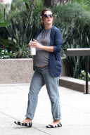 *EXCLUSIVE* Drew Barrymore exposes her Baby Bump in Beverly Hills