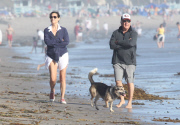 EXCLUSIVE Dustin Hoffman and wife on the beach