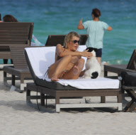 RITA RUSIC , ITALIAN DIVA, ENJOY MIAMI BEACH VACATIONS