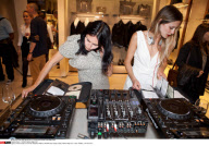 Paris : "VOGUE Fashion Night Out"