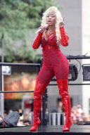 Nicki Minaj : Red Hot in New York - Part 2