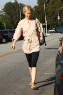 Gwyneth legs it out in Beverly Hills