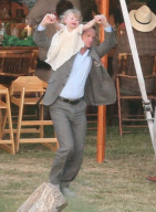 Exclusive... Cobie Smulders Weds Taran Killam