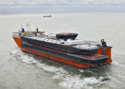Australian Navy transport new battleship using one of the superships of Dockwise - Aug 2012