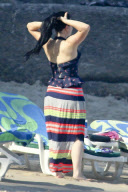 *EXCLUSIVE* Amy Lee and Evanescence relax by the beach in Rio