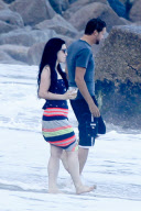 *EXCLUSIVE* Amy Lee and Evanescence relax by the beach in Rio - Part 2