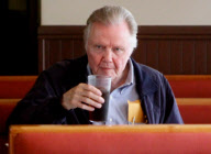 Did Jon Voight have a breakdown during breakfast?