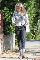 *EXCLUSIVE* Gwen Stefani puts her mark on it!