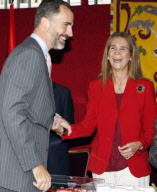 La Princesa Elena apoya a la Cruz Roja el dia de la banderita.