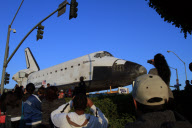 Endeavour parade to California Science Center