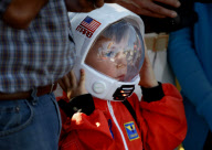 Endeavour parade to California Science Center