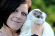 Katze verliert beide Ohren durch Krebsleiden