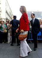 La Princesa Elena apoya a la Cruz Roja el dia de la banderita.