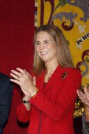 La Princesa Elena apoya a la Cruz Roja el dia de la banderita.