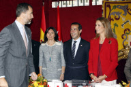 La Princesa Elena apoya a la Cruz Roja el dia de la banderita.