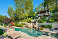 A look inside the home of Joe and Tina Simpson.