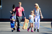 *EXCLUSIVE* Gwyneth Paltrow and Chris Martin : Picture Perfect Family