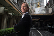 Richard E Grant