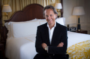 Richard E Grant