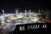 Muslims make haj pilgrimage