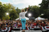 Ann campaigns for Mitt