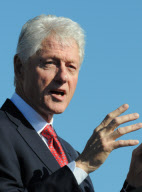 Clinton Campaigns for Obama in Florida