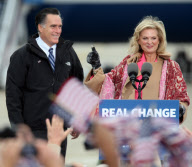 Romney campaigns in New Hampshire