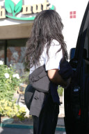*EXCLUSIVE* Janet Jackson is camera shy in Woodland Hills