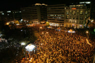 Athen: Heftige Krawalle vor dem Parlament am Rande einer Demonstration gegen das Sparpaket