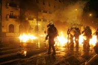Athen: Heftige Krawalle vor dem Parlament am Rande einer Demonstration gegen das Sparpaket