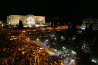 Athen: Heftige Krawalle vor dem Parlament am Rande einer Demonstration gegen das Sparpaket