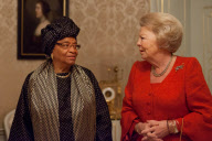 Beatrix receives Johnson Sirleaf 