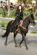 Shania Twain arrives on horseback in Las Vegas, NV - Part 2