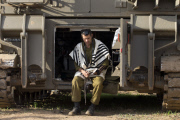 Israeli soldiers pray