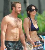 Jennifer Lawrence Enjoys Thanksgiving Day On The Beach 