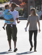 Ellen Pompeo in Los Feliz