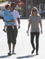 Ellen Pompeo in Los Feliz
