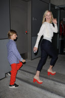 Anne Heche says Hello at the Nokia Theatre