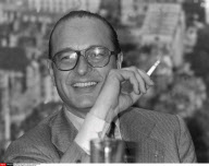 FRA: CHIRAC A LA MUTUALITE EN 1977